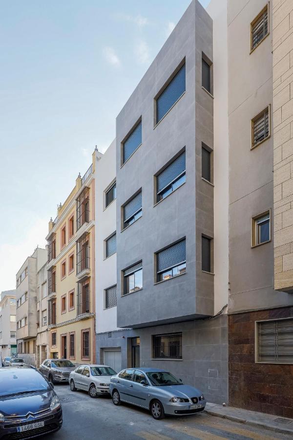 Family Suit Principal Encantos De Sevilla Sevilha Exterior foto